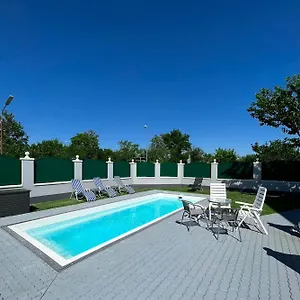 Atemberaubendes + Pool , Wien Österreich